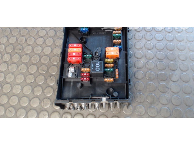 Блок предохранителей 1K0937125A, 0000 Volkswagen Touran I