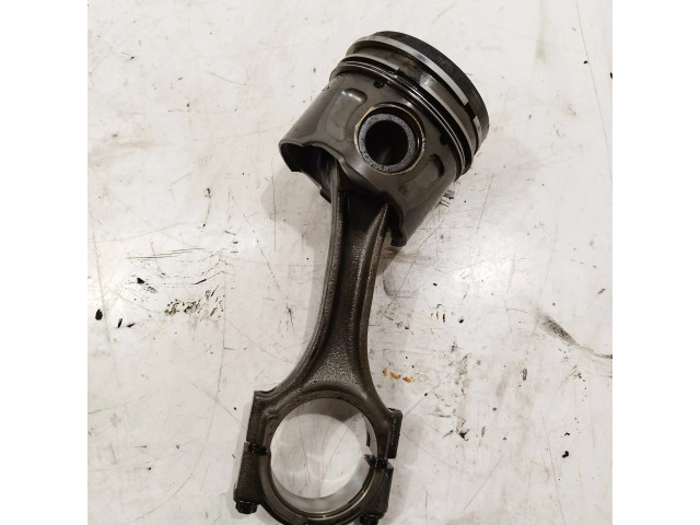 Поршень с шатуном 17h4 Land Rover Freelander 2 - LR2 для дизельного двигателя 2.2