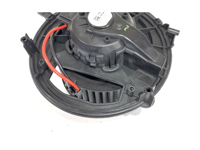 Вентилятор печки    5Q1819021B   Audi A3 S3 8V