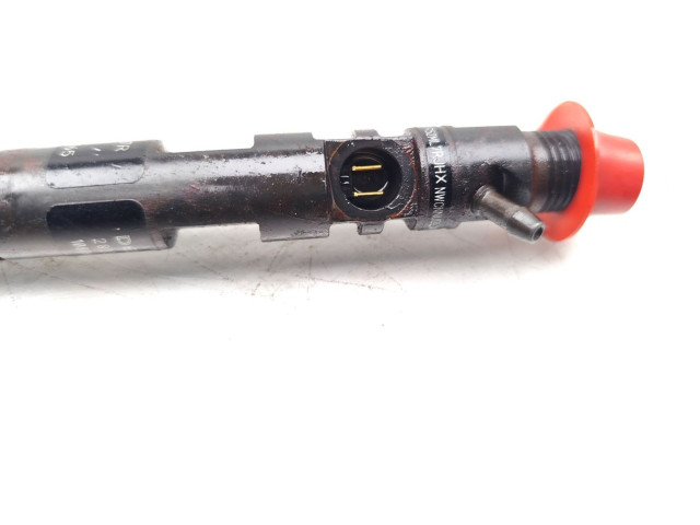Vstřikovač 166000897R, 8200827965 Nissan Note (E11) K9K