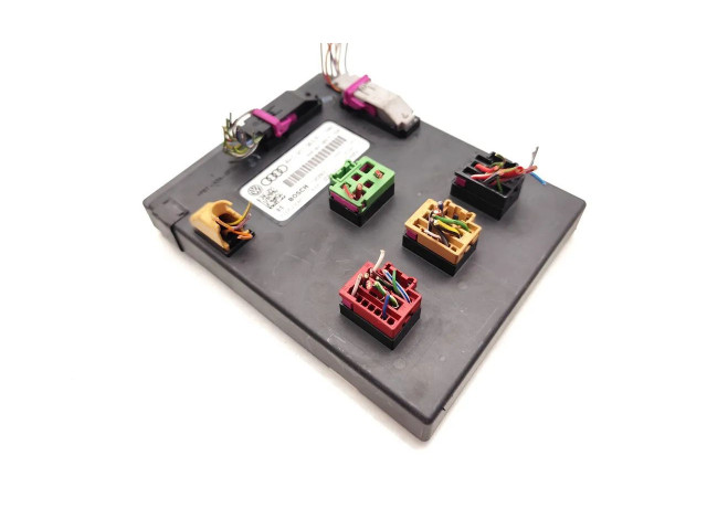 Блок комфорта 8K0907063P, F005V00851   Audi Q5 SQ5   