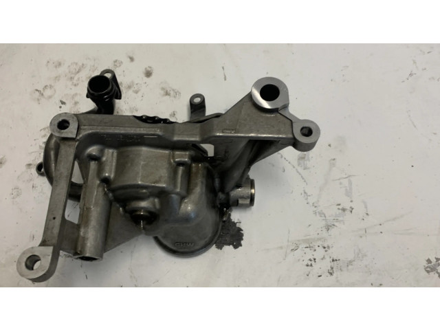 Масляный насос   059115105H  Audi A6 Allroad C5 2.5