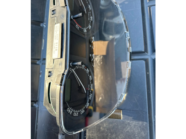 Панель приборов 1U0920811B   Skoda Octavia Mk1 (1U)       