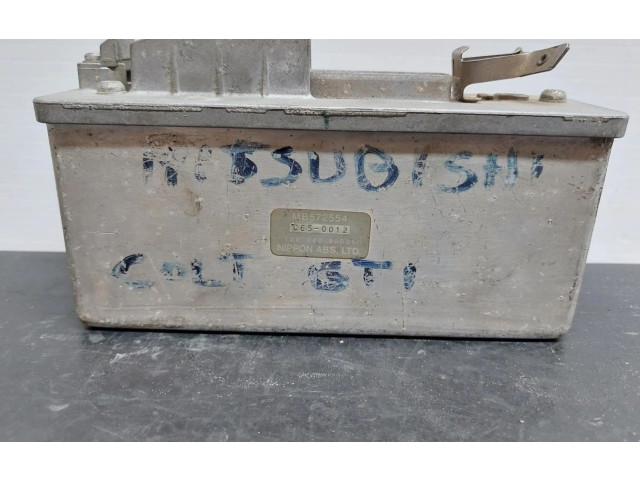 Блок управления двигателя MB572554, 12000090031 Mitsubishi Colt