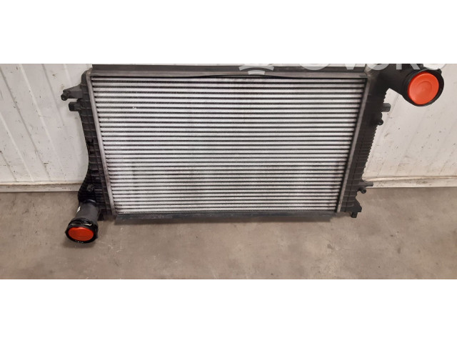 Интеркулер  1K0145803AL, 1K0145803AM   Volkswagen Caddy 