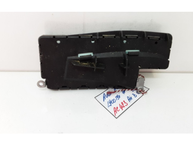 Подушка безопасности в сиденье 4B0880241, 4B0880241   Audi A6 S6 C5 4B