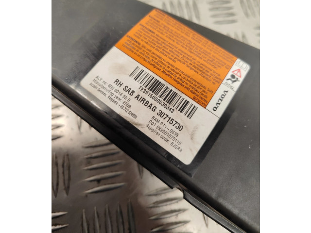 Подушка безопасности в сиденье 30715730   Volvo V70