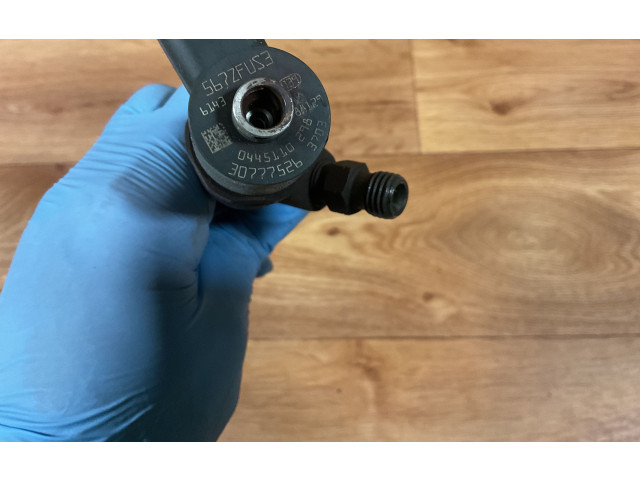 Форсунка 30777526, 30777536    Volvo V70  D5244T5 