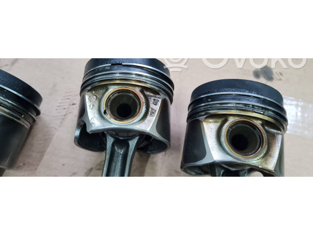 Píst 81L155 Audi A4 S4 B9 DEU DEUA