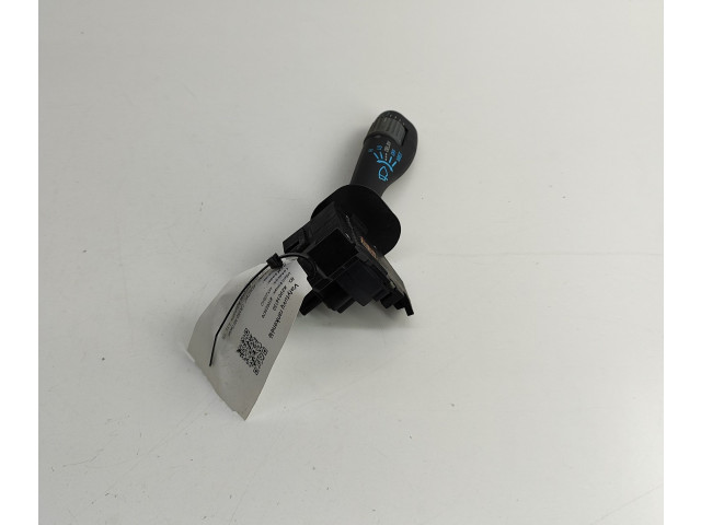 Ручка стеклоочистителей    Pontiac Grand Am