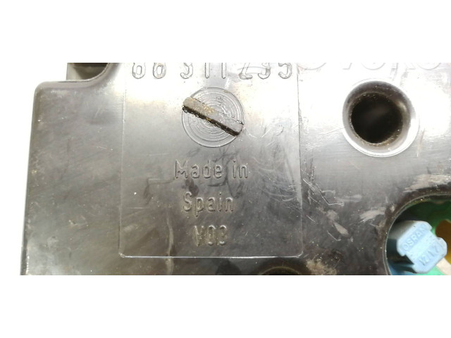 Přístrojová deska Volkswagen Caddy 1996 87001323, 88311235