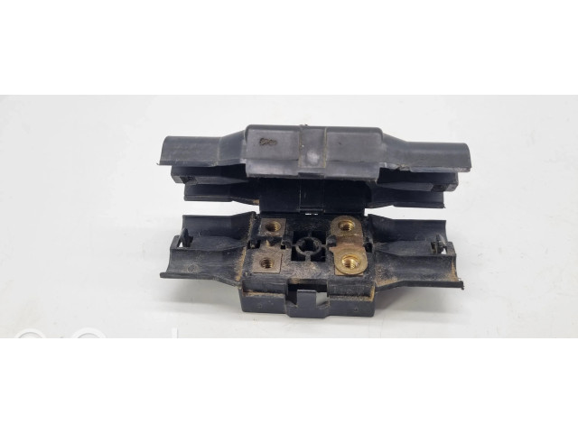 Pojistková skříňka 13894112, 1389411 BMW 5 E34 1990