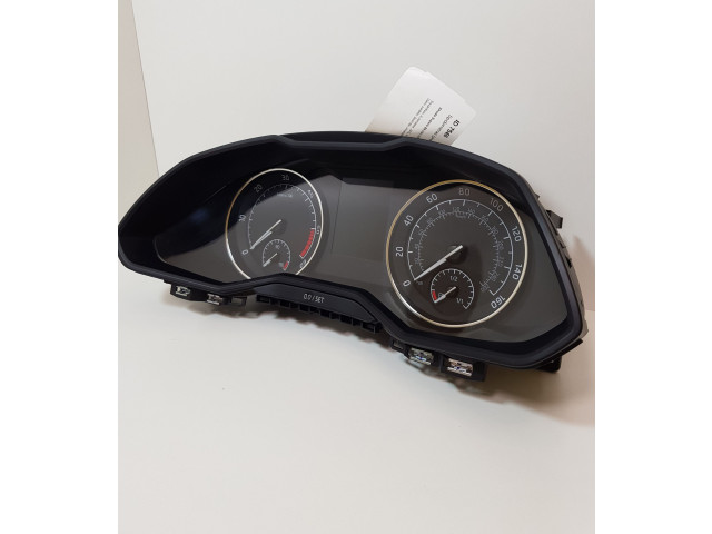 Панель приборов 3V0920941   Skoda Superb B8 (3V)       