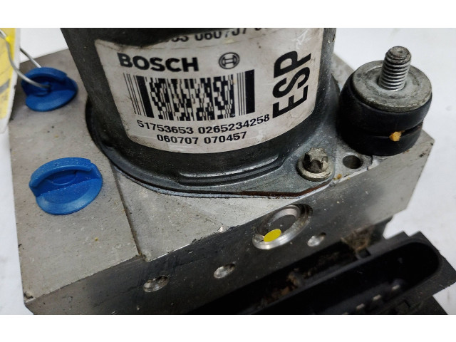 Блок АБС 51753653   Alfa Romeo  GT   -  года