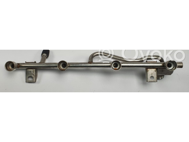 Vstřikovací lišta Opel Vectra C