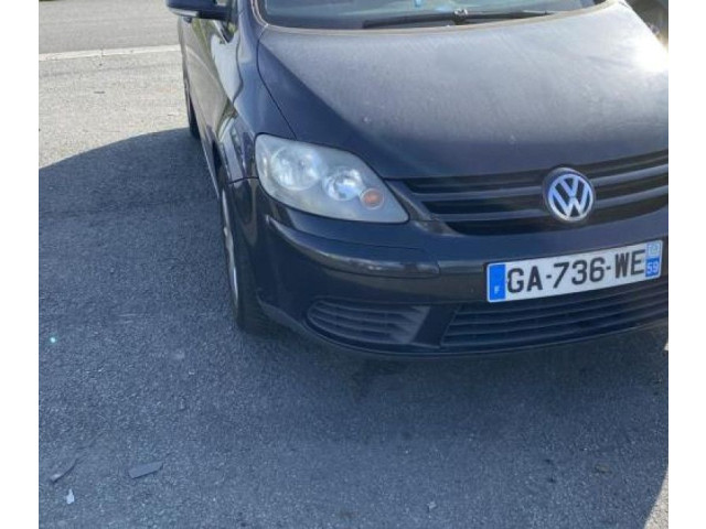 Зеркало электрическое Volkswagen Golf Plus 2005 - 2013 года