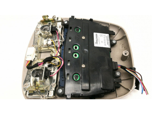 Фонарь освещения передних мест