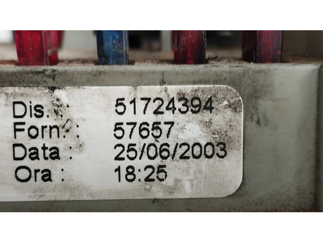 Блок предохранителей 51724394 Fiat Stilo
