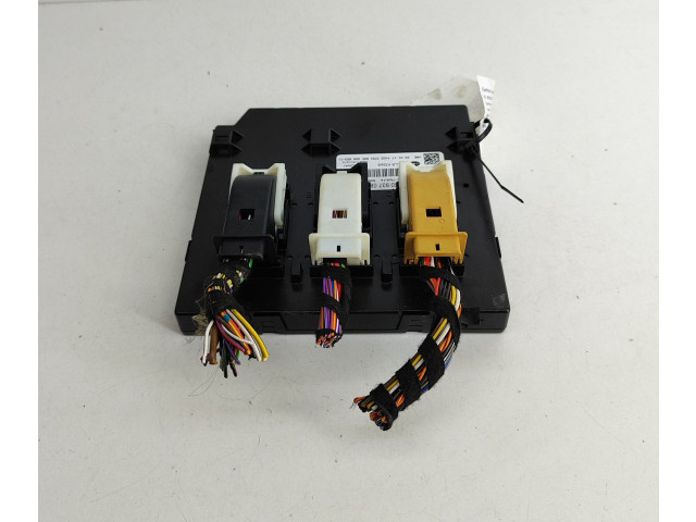 Блок комфорта 1K0937086AD Skoda Yeti (5L)