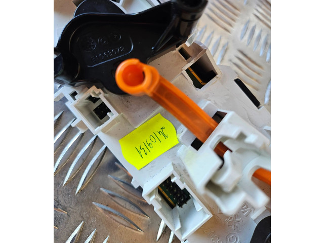 Блок управления климат-контролем E1063074 Peugeot 2008 I