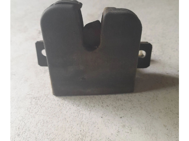 Замок багажника 7H0827506C    Volkswagen Transporter - Caravelle T5 2003 - 2015 года