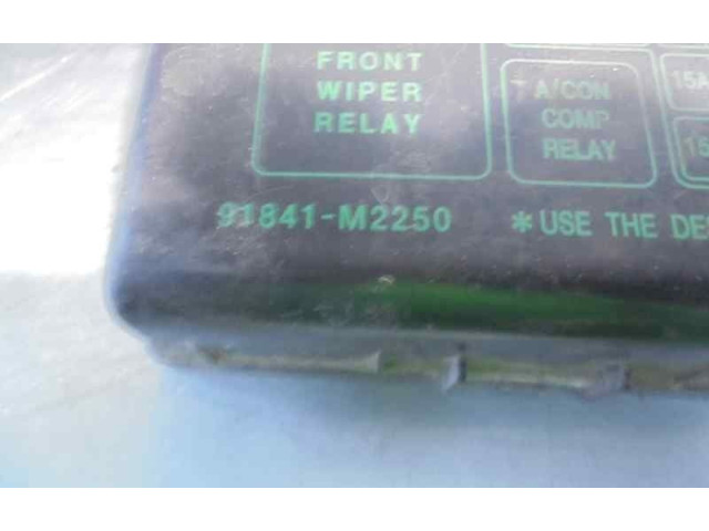 Pojistková skříňka Řídící jednotka BSM 91201M3581, 91841M2250 KIA Joice 2000