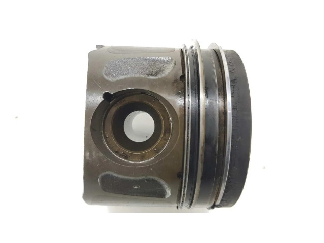 Píst PISTON Land Rover Range Rover Sport L494 pro naftový motor 3.0