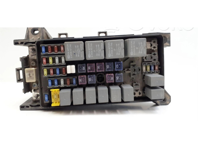 Блок предохранителей 911603E070   KIA Sorento    