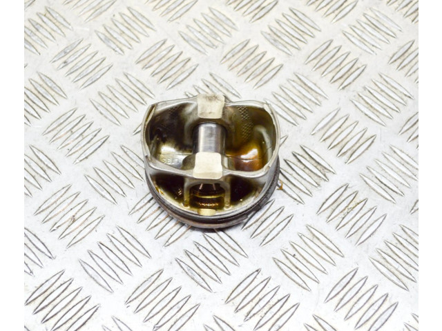 Поршень M 156 B 318342 Maserati Ghibli для бензинового двигателя 3.0