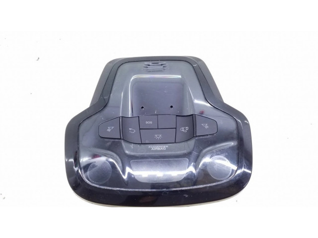 Фонарь освещения передних мест