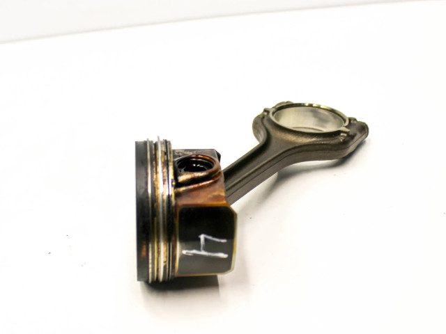  Поршень CRJA CRJ, 04EC  Volkswagen Jetta VI для бензинового / Электричество двигателя 1.4