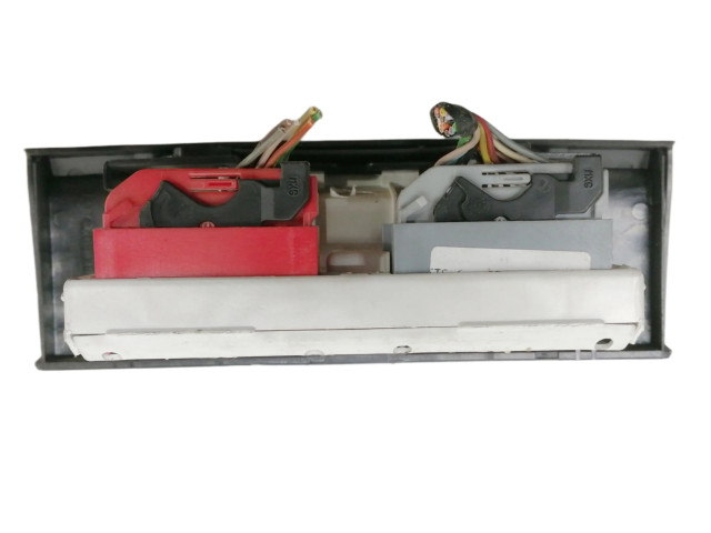 Дисплей    P8200028364A   Renault Trafic II (X83)