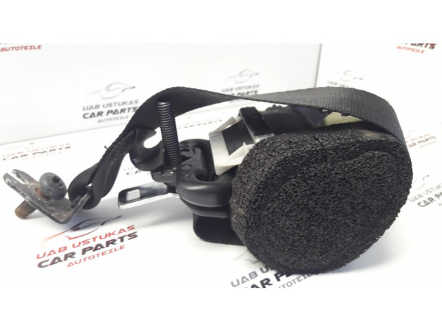 Задний ремень безопасности