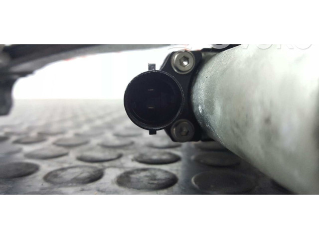 Рулевая рейка  Передний механический механизм для подъема окна 8200733829   Dacia Sandero  -  года