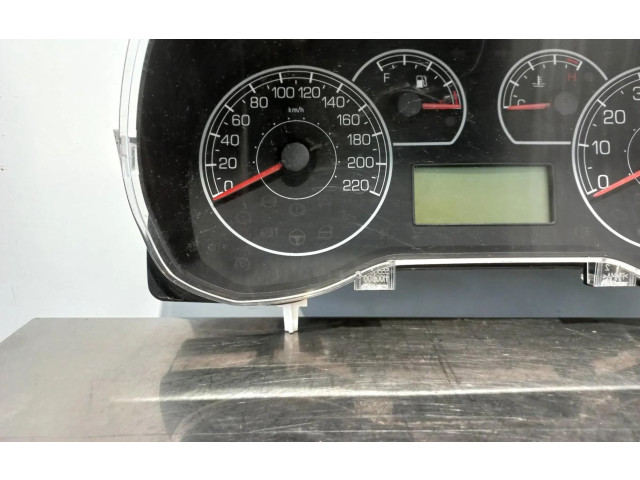 Přístrojová deska  Fiat Punto (199)    