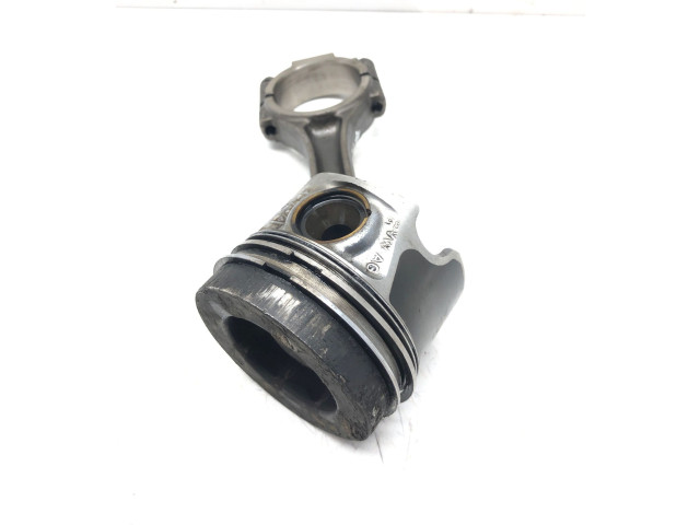 Поршень (поршни) 038JV400   Audi A4 Allroad B8