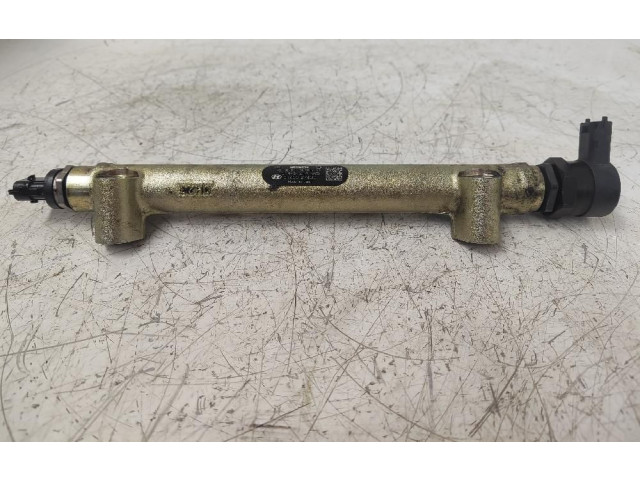 Vstřikovací lišta 0445214085, 00791592 KIA Magentis D/D4EA