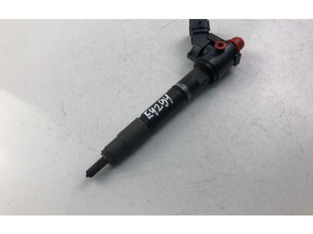 Форсунка 31405404    Volvo V70   