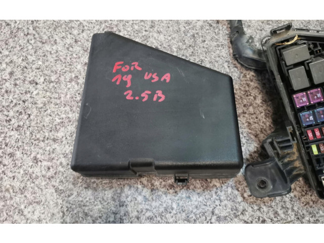 Блок предохранителей DFGVBDC   Subaru Forester SJ    