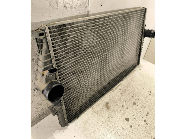 Интеркулер  30748809, 07836139   Volvo V70 