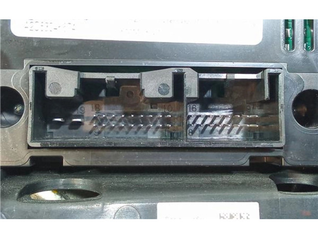 Блок управления климат-контролем 8T1820043AM, 8T1820043AM   Audi Q5 SQ5