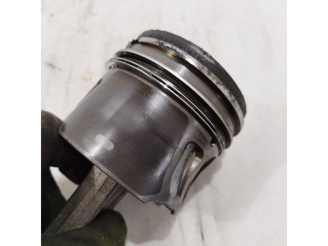 Поршень с шатуном 17h4 Land Rover Freelander 2 - LR2 для дизельного двигателя 2.2