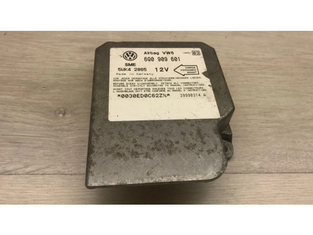 Блок управления надувных подушек