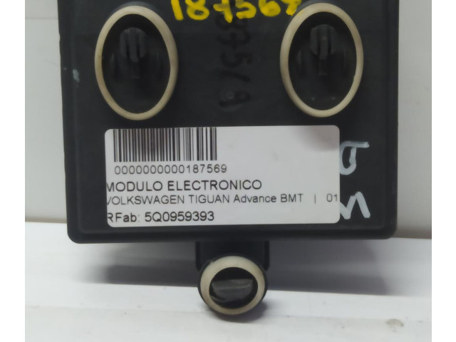 Řídící jednotka 5Q0959393 Volkswagen Tiguan