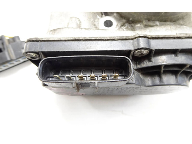 Дроссельная заслонка 30711551, 4J250541 Volvo C70