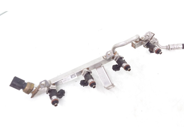 Комплект форсунок 03C906039, 0280158815    Volkswagen PASSAT B7 для бензинового двигателя  1.4