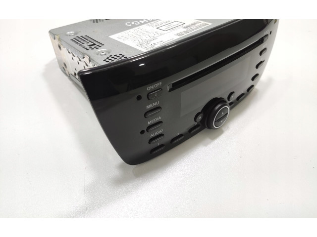 Радио/ проигрыватель CD/DVD / навигация 7355479230   Opel Combo 