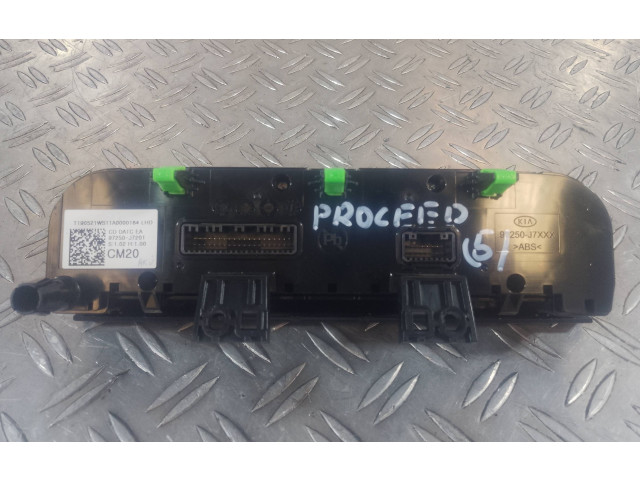 Блок управления климат-контролем 97250J7201, T1905219611 KIA Pro Cee'd III