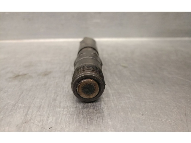 Vstřikovač 0000100551, KCE27SBOSCH Mercedes-Benz C W202 605