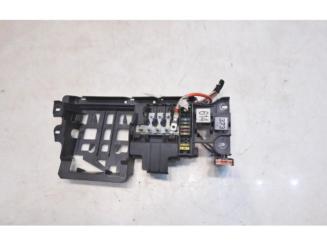 Pojistková skříňka 4E0971845 Audi A8 S8 D3 4E 2004